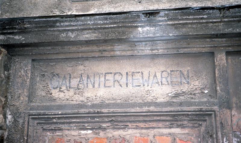 Görlitz, Grüner Graben 13, 29.4.1996 (1).jpg - Galanteriewaren